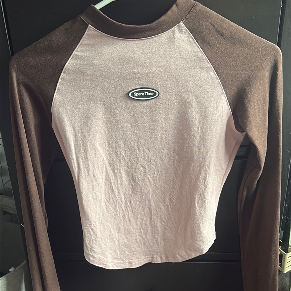 Brown and baby pink fitted Crop Long Sleeve Tee